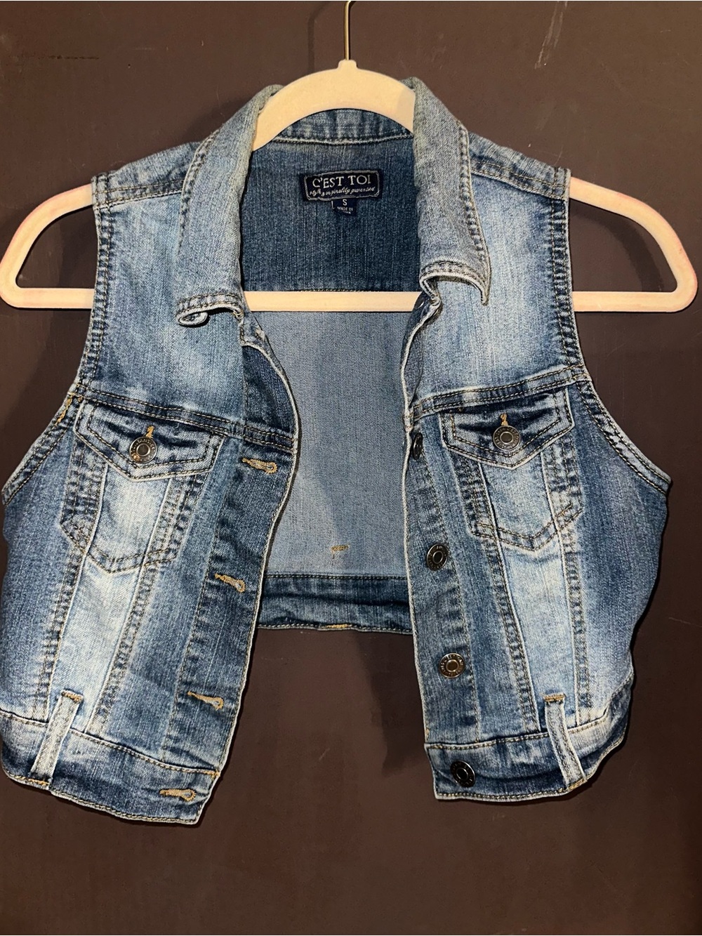 Light Blue Denim Vest - Women's Sleeveless Jean Jacket